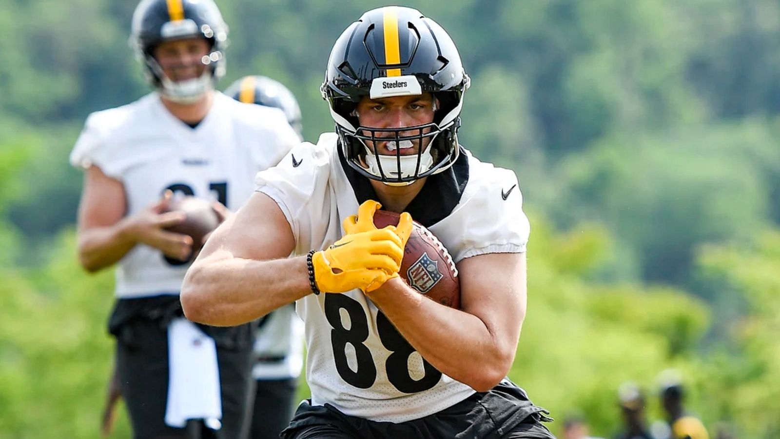 Mike's Beer Bar War Room Reevaluating the Steelers' 2021 draft class